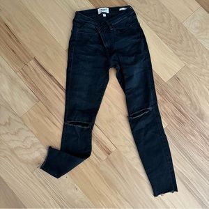 FRAME Le High Skinny Knee Distress Jean